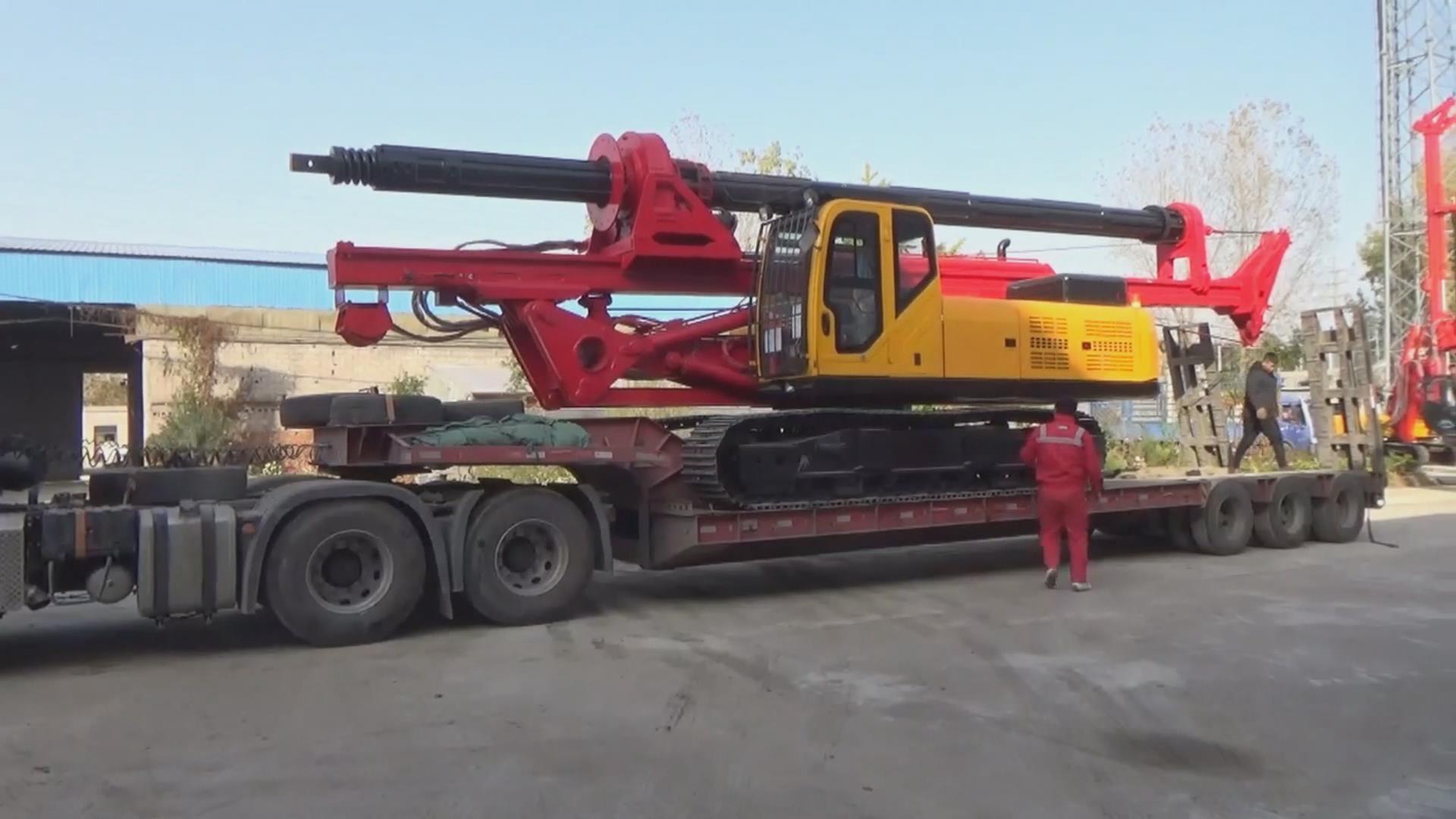 發往湖北機鎖杆兩台連續發車