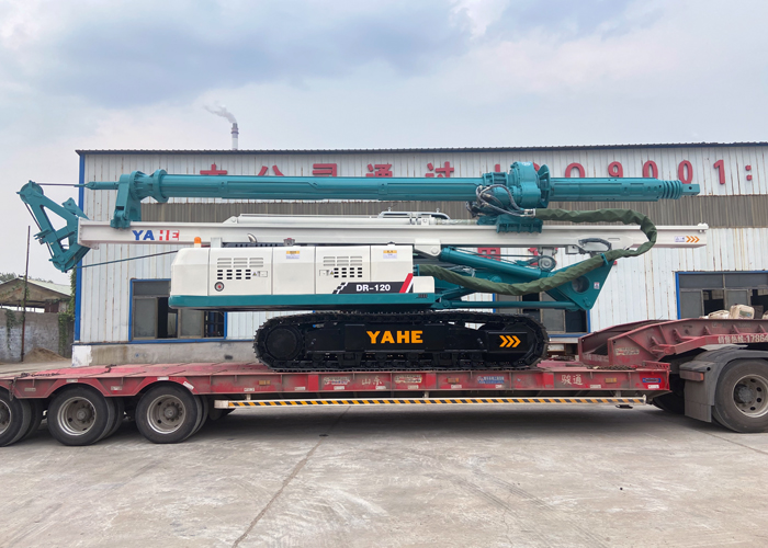 小型旋挖鑽機DR120繼續出口-YAHE旋挖機
